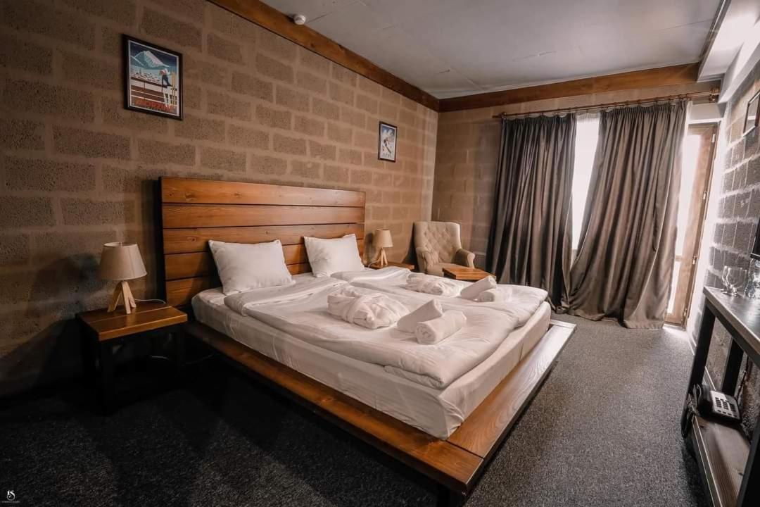Alpine Lounge Boutique Hotel Stepancminda Zewnętrze zdjęcie