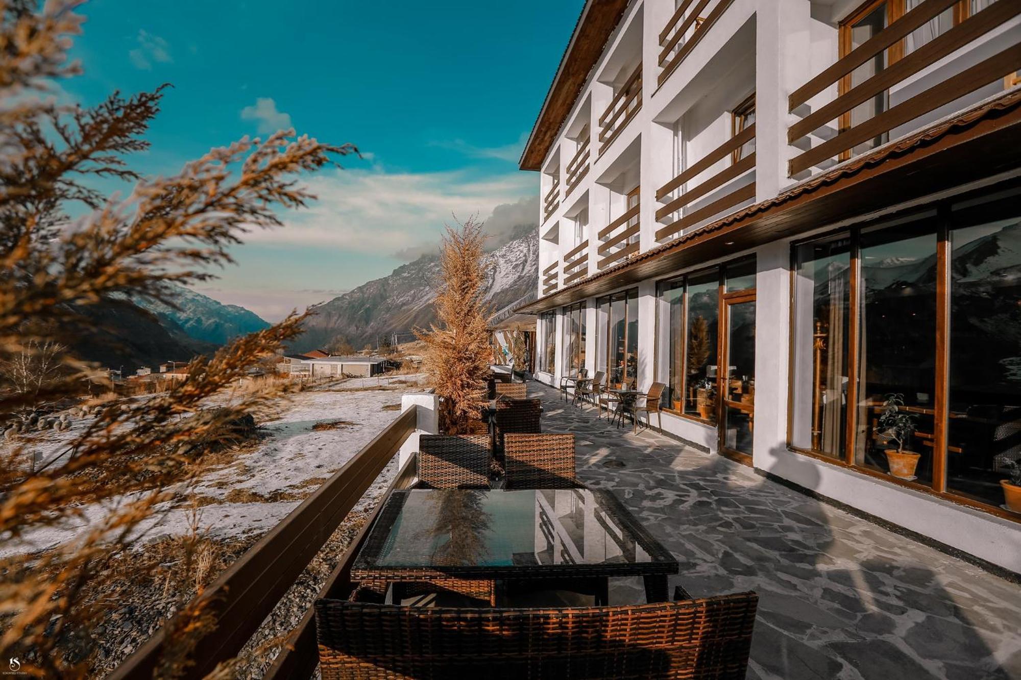 Alpine Lounge Boutique Hotel Stepancminda Zewnętrze zdjęcie