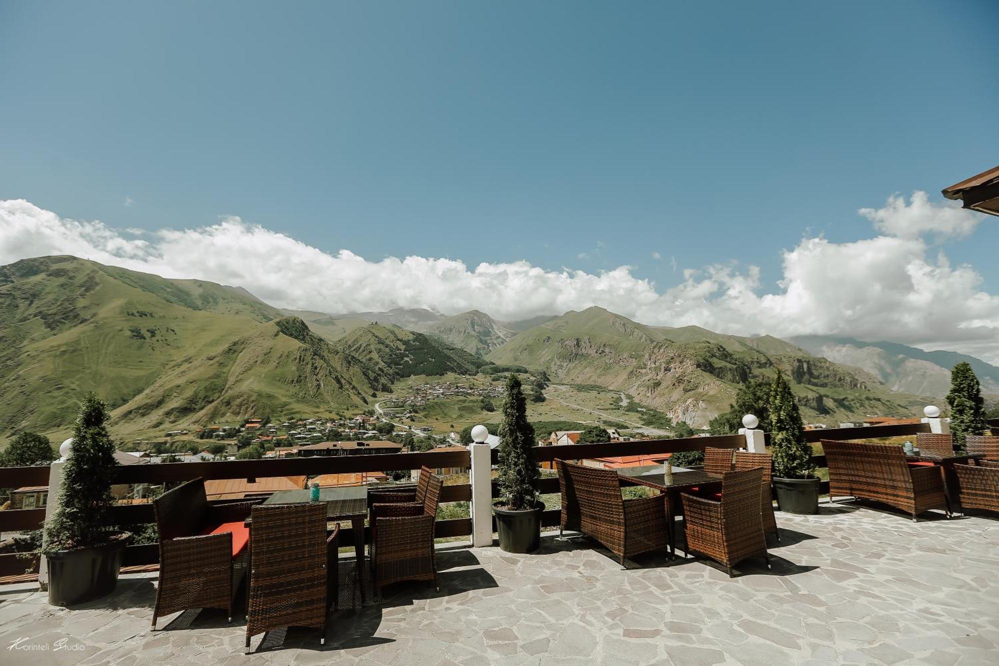 Alpine Lounge Boutique Hotel Stepancminda Zewnętrze zdjęcie