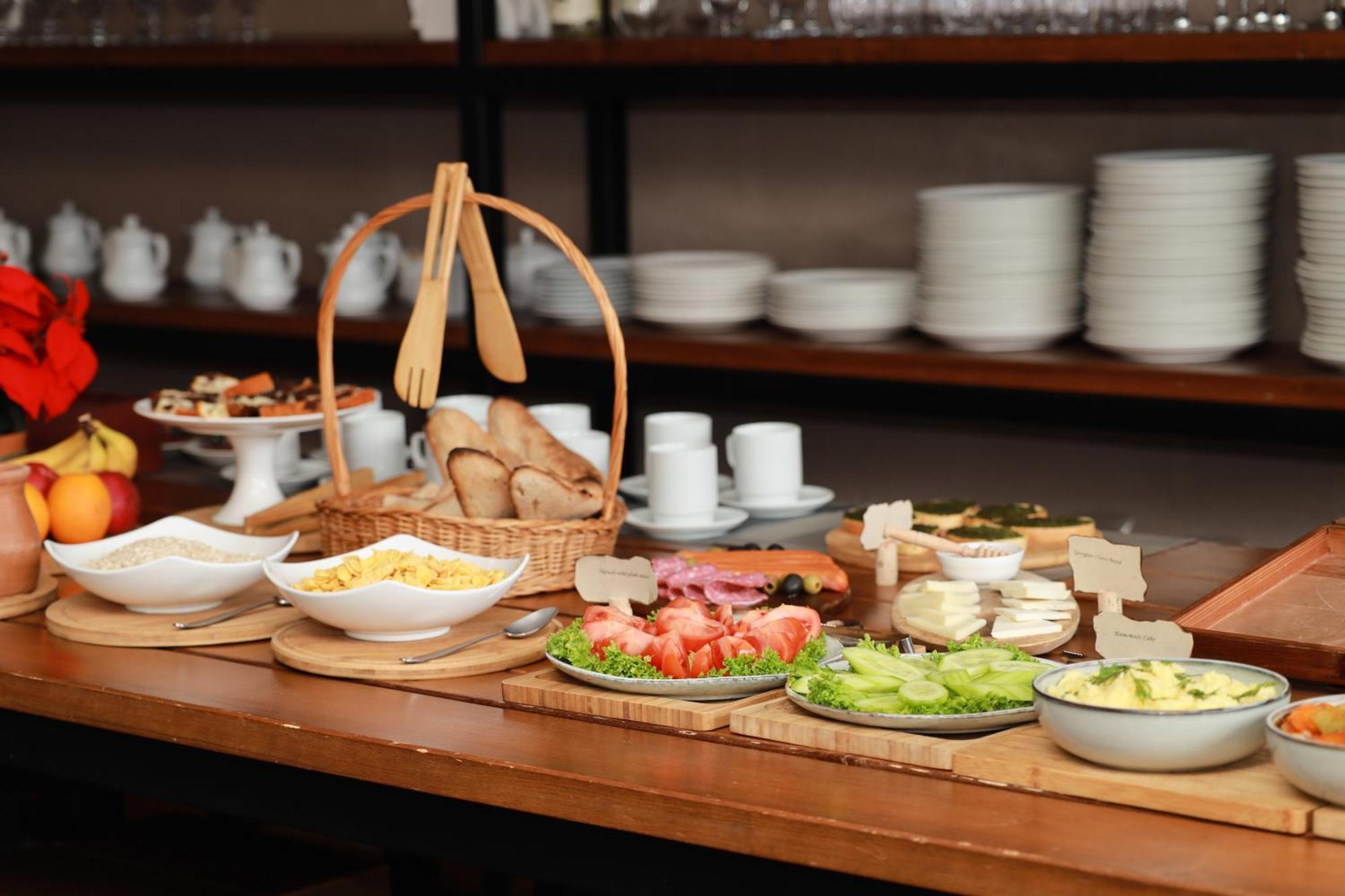 Alpine Lounge Boutique Hotel Stepancminda Zewnętrze zdjęcie