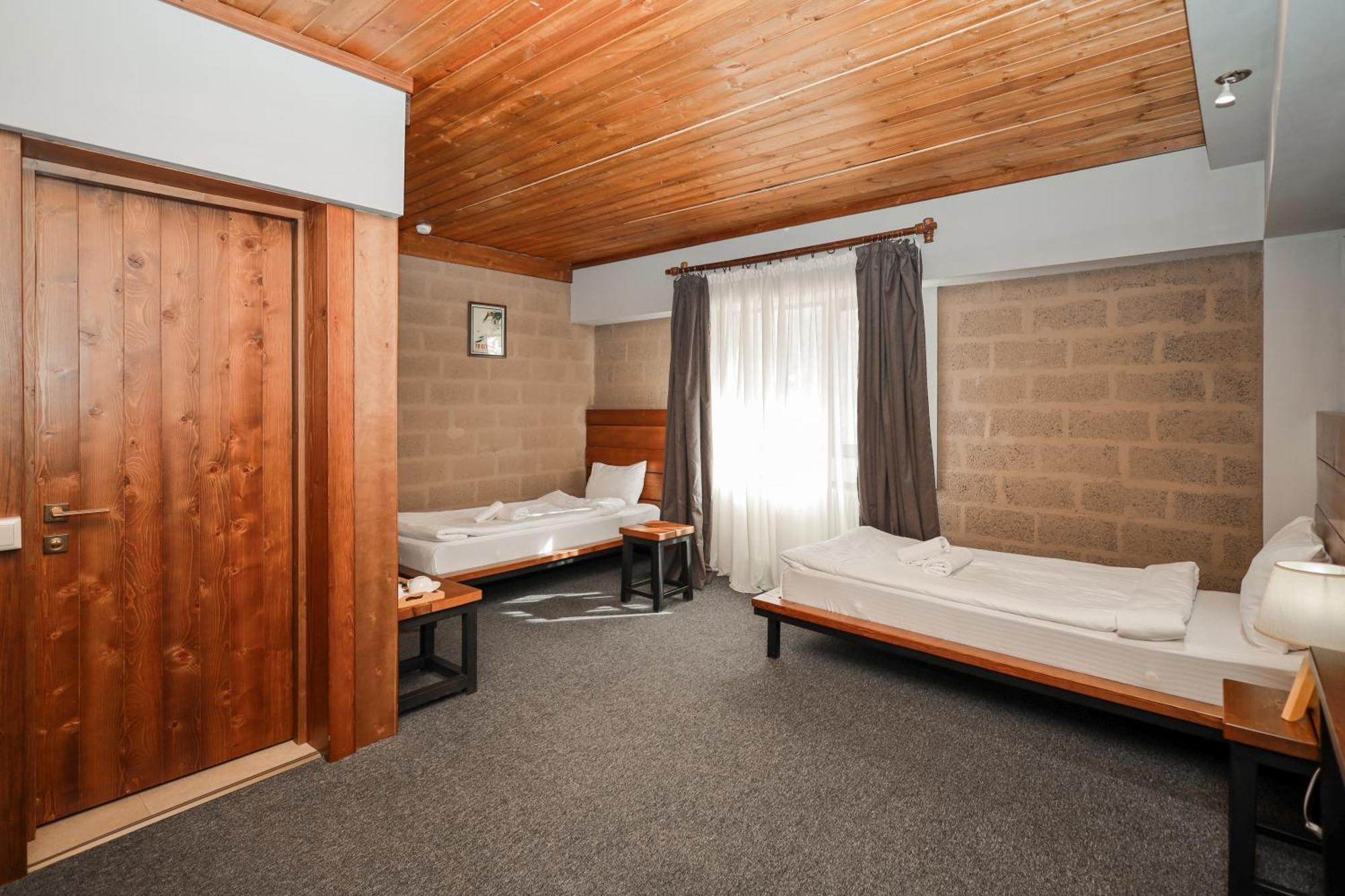 Alpine Lounge Boutique Hotel Stepancminda Zewnętrze zdjęcie